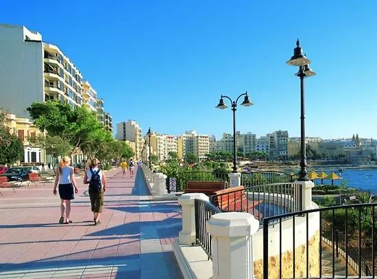 Seaview Apartment Top Location In Sliema
